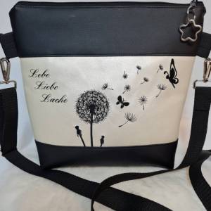 Handtasche Pusteblume weiss metallic mit Spruch Lebe Liebe Lache und Schmetterling Umhängetasche  Tasche mit Anhänger Ku Bild 4