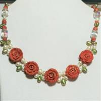 Perlenkette mit Koralle Rosen als Brautschmuck handgemacht Schaumkoralle boho handmade Bild 3