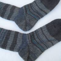 Socken Männersocken handgestrickt mit verstärkter Ferse in Übergröße 46/47 ➜ Bild 4