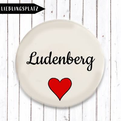 Ludenberg Button