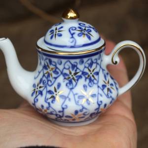 Miniatur Teekännchen Kaffeekännchen Sammler PMI Porzellan Vintage Bild 2