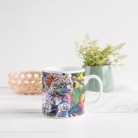 Bedruckte Keramiktasse Leopard für Kaffee- und Teeliebhaber | spülmaschinenfeste Tasse mit abstraktem Neon Motiv Bild 1