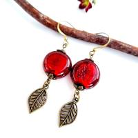 Ohrringe rot hängend, romantischer Look,handmade Ohrringe, kirschrot mit Blättern aus Murano Glas im Vintage Hippie Stil Bild 1