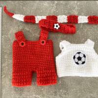 4 teilige Fußballkleidung für Teddybär 30 cm rot und weiß für Fußballfans  Bärenkleidung ! Bild 5