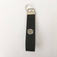 Schwarzer LEDER Schlüsselanhänger Schlüsselband mit silbernem Gänseblümchen Bild 2