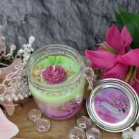 blumige Kerzengrüße, edel und wunderschön, Sojawachskerze mit traumhaften duft Bild 2