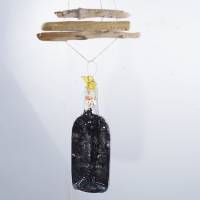 Treibholz Mobile mit Glasflasche, lustiges Geschenk, Traumfänger, Fensterdeko, Gartendekoration, geschmolzene Glasflasch Bild 4