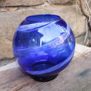 Kugelvase Vase blau weiß Glas mundgeblasen 70er Jahre Vintage DDR Bild 1
