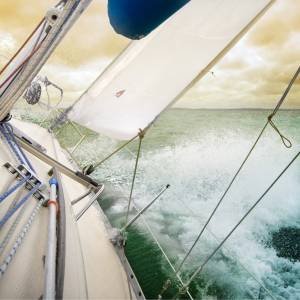 Schreibtischunterlage – Regatta Segelboot – 60 x 40 cm – Schreibunterlage aus erstklassigem Premium Vinyl – Made in Germ Bild 2