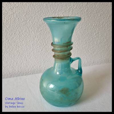 Antike GLASVASE Jugendstil - Mundgeblasen in türkis mit Glasfadenauflage und Henkel