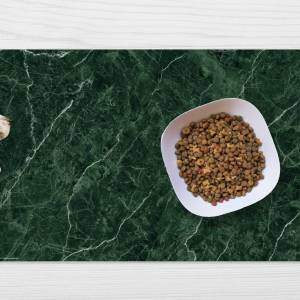 Napfunterlage | Futtermatte „Edler-Grüner Marmor“ aus Premium Vinyl - 60x40 cm – rutschhemmend, abwaschbar, reißfest - M Bild 1