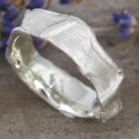 Ungewöhnlicher Ring aus Silber mit strukturierter Oberfläche, Herrenring Bild 4