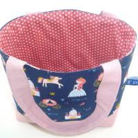 Kindertasche mit niedlichen kleinen Prinzessinnen  / Kindergartentasche / Kita Tasche / Osterkörbchen Bild 6