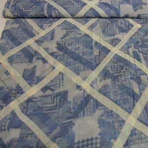 Stoff Polyester Chiffon Patchwork bestickt blau ecrú Blusenstoff Kleiderstoff Bild 1