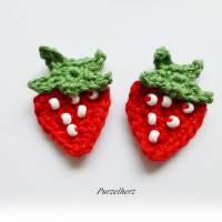 2 gehäkelte Erdbeeren aus 2 Farbvariationen wählbar - Häkelapplikationen,Aufnäher,Tischdeko - rot,grün,weiß Bild 3