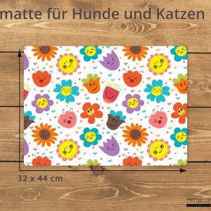 Napfunterlage | Futtermatte „Niedliche Blümchen“ aus Premium Vinyl - 44x32 cm - rutschhemmend, abwaschbar, reißfest - Ma Bild 2