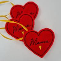 Herz-Anhänger MAMA in rot mit gelbem Herzchen von he-ART by helen hesse Bild 4