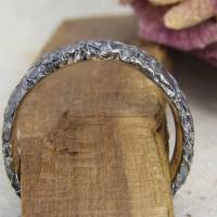 Ring aus geschwärztem Silber 925/-. Knitterring, ca 6 mm Bild 3