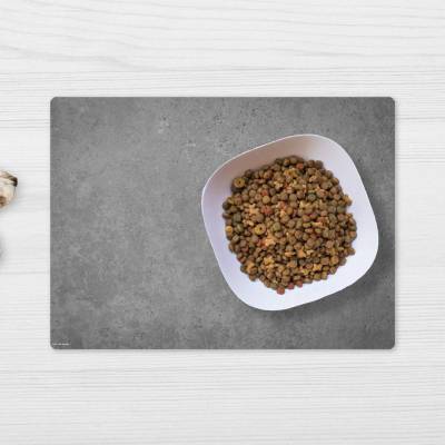 Napfunterlage | Futtermatte „Betonoptik dunkel“ aus Premium Vinyl - 44x32 cm - rutschhemmend, abwaschbar, reißfest - Mad