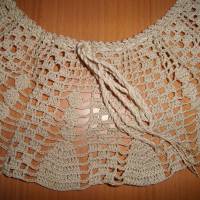 Runder Kragen Filethäkelspitze Handarbeit vermutlich Baumwolle in Beige Vintage aus den 1970er Jahren Bild 1