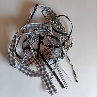 Tüdelband – Tüte; Bänderpaket mit Bändern in unterschiedlichen Breiten & Längen *SCHWARZ*
