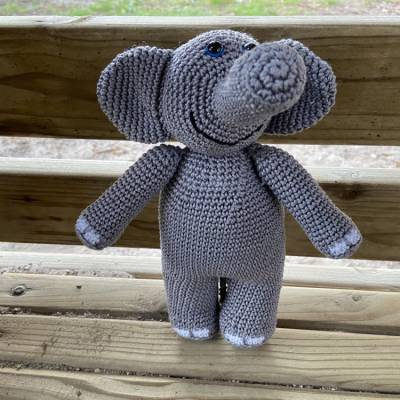 Häkelanleitung - Elio Elefant