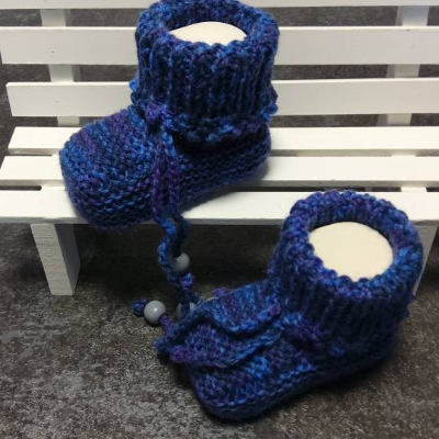 Baby-Strickschuhe blau melliert 9 cm