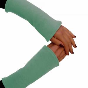 Stulpen pastellgrün Armstulpen grün pastell Geschenkideen für Frauen. 1 Paar Stulpen aus Sweatstoff in Melange grün. Bild 2