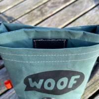 Hunde Leckerlibeutel zum Umhängen | Futterbeutel | mit oder ohne Kotbeutelspender | Dry Oilskin | Siebdruck Bild 6