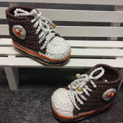 Babysneakers dunkelbraun - hellbraun - weiß ca.10 cm