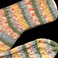Wollsocken, Socken Gr. 40/41 handgestrickt, Kuschelsocken, Haussocken mit Rippenmuster Bild 4