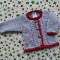 Pullover Größe 74/80 für Mädchen hellgrau rot Trachtenjacke mit Zopfmuster Strickjacke Taufe Geburtstag Geschenk Dirndl Bild 2