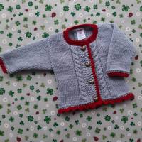 Pullover Größe 74/80 für Mädchen hellgrau rot Trachtenjacke mit Zopfmuster Strickjacke Taufe Geburtstag Geschenk Dirndl Bild 6