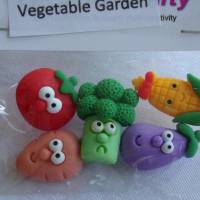 Let´s Get Crafty  Button     lustiges Gemüse   (1 Pck.)    Vegetable Garden Bild 1