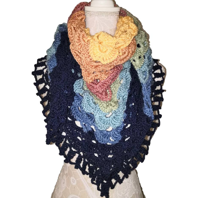 Dreieckstuch, Schultertuch, Schal, Stola, gehäkelt