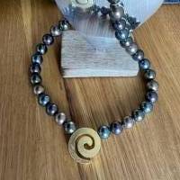Wunderschöne handgefertigte Perlenkette mit Designer Zwischenteil,moderne Perlenkette,Perlenschmuck, Bild 5