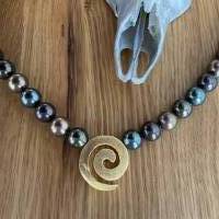 Wunderschöne handgefertigte Perlenkette mit Designer Zwischenteil,moderne Perlenkette,Perlenschmuck, Bild 7