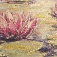 PINK WHISPERING WATER LILIES - kleines Seerosenbild auf Leinwand mit Glitter im Shabby-Chic-Look Bild 6