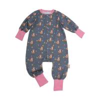 Baby Mädchen Overall Jumpsuit Einteiler Schlafanzug "Rehkitz & Blumen" Geschenk Geburt Bild 1