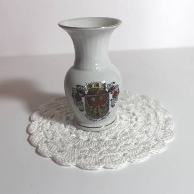 Kleine alte Keramikvase von Kahla mit Stadtwappen Woldegk i. Mecklenburg