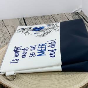 Anker - Blumen - Tasche Handtasche Umhängetasche aus tollem Kunstleder handmade bestickt - weiß/türkis bzw. weiß/blau Bild 9