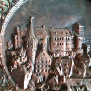 Antiker Eisenguss Wandteller der Nürnberger Kaiserburg aus der Jahrhundertwende Bild 3