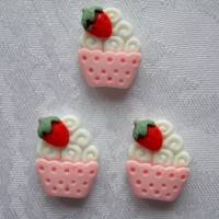 Let´s Get Crafty Button          Erdbeermuffin  (3 Stück)   Strawberry Cupcakes Bild 1