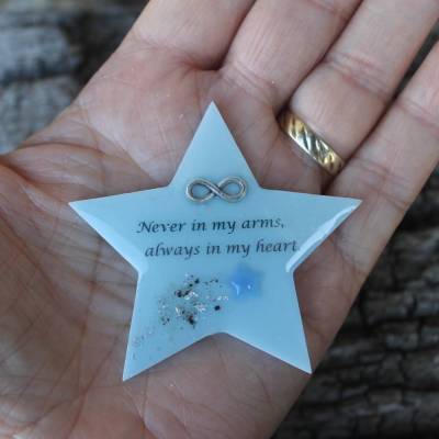 Stern "Never in my arms" für die Gedenkecke mit Sternschnuppe