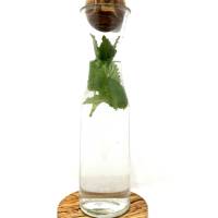 Kugel aus Olivenholz als Verschluss für Karaffen oder Gläser mit einem Olivenholzsockel Bild 1