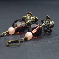Ohrringe mit rose farbenen Perlen, filligrane Blüten Bild 2