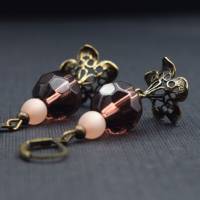 Ohrringe mit rose farbenen Perlen, filligrane Blüten Bild 4