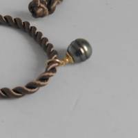 ZierlicherPerlen-Kettenanhänger echte Tahiti-Perle 9,1 x 9,9 mm schwarz-grün, Silber vergoldet, Geschenk Frau Bild 5