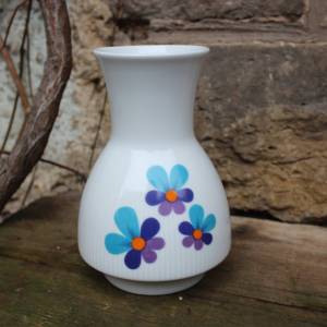 Prilblumen Vase Blumen Dekor Winterling Röslau Bavaria Porzellan Vintage 70er Jahre Bild 1