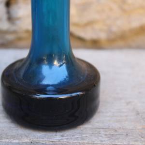 kleine Vase Glas petrol Studioglas mundgeblasen 70er Jahre Vintage Bild 5